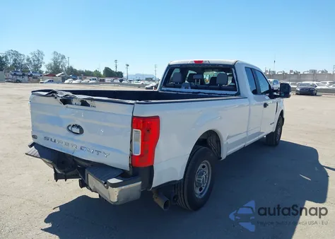 2017 Ford F-250 Xl z USA, uszkodzony, nr VIN 1FT7X2AT1HED26810